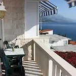 With Parking Space Pisak, Omis - 5154 Apartamento *