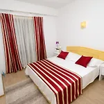 With Parking Space Pisak, Omis - 5154 Mimice