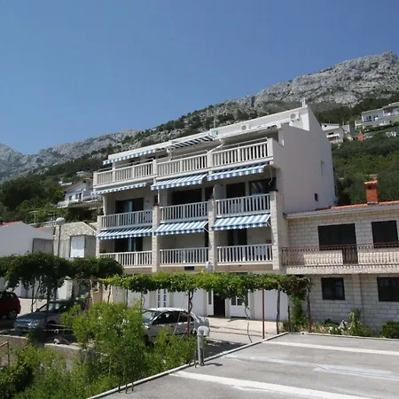 With Parking Space Pisak, Omis - 5154 * Mimice