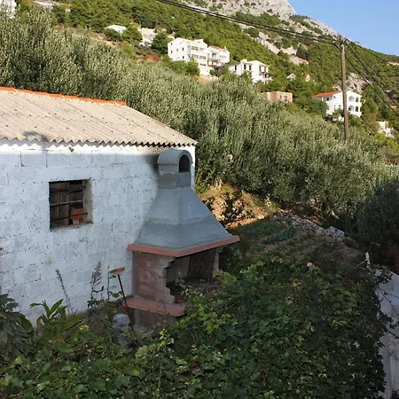 Apartamento With Parking Space Pisak, Omis - 5154 *